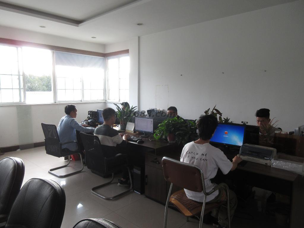 光谷激光售后團隊